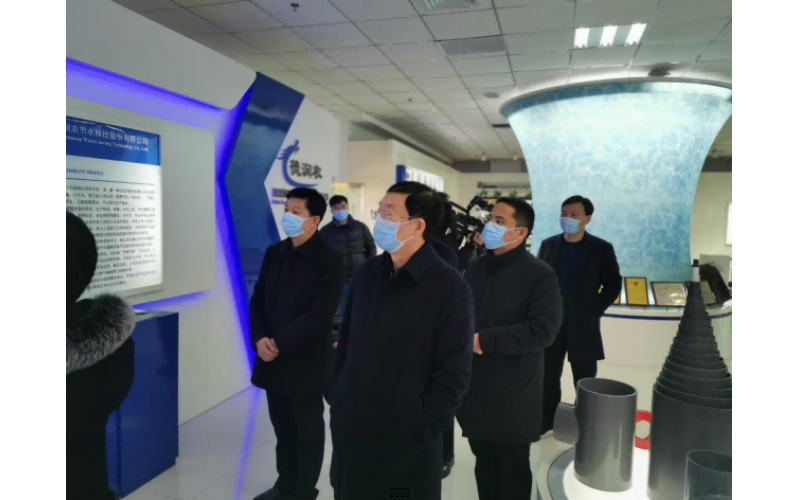 吐鲁番市政协主席胡国辉一行人到我公司视察督导工作